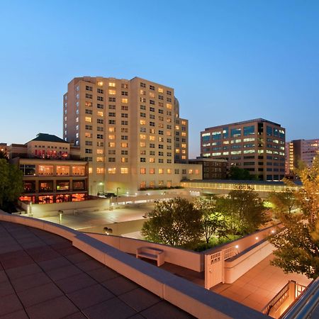 Hilton Madison Monona Terrace Hotel Exterior foto